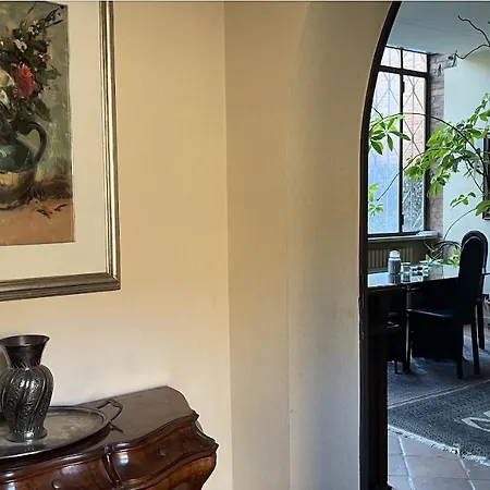 Vizi E Virtu 아파트 페라라